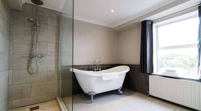 Photo of Charleville Lodge