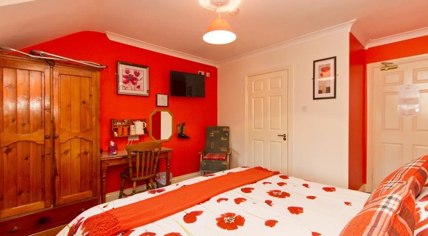 Photo of Augusta Lodge Guesthouse