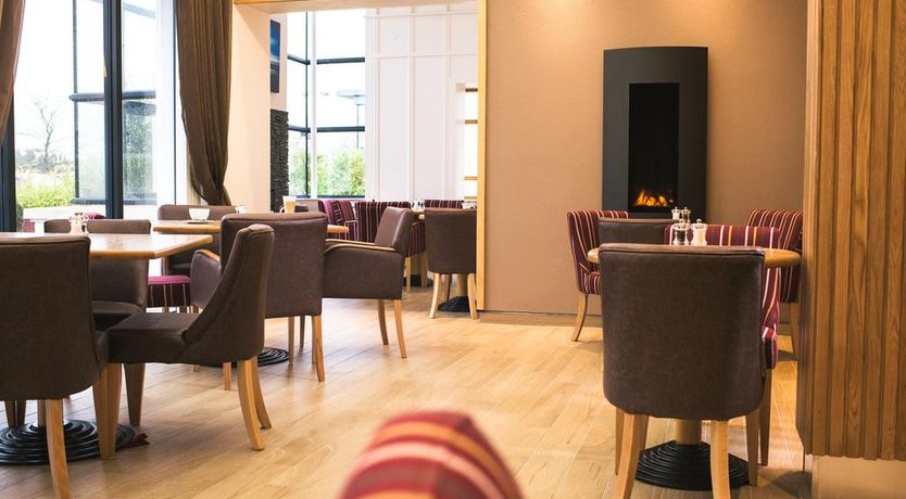 Photo of La Mon Hotel & Country Club