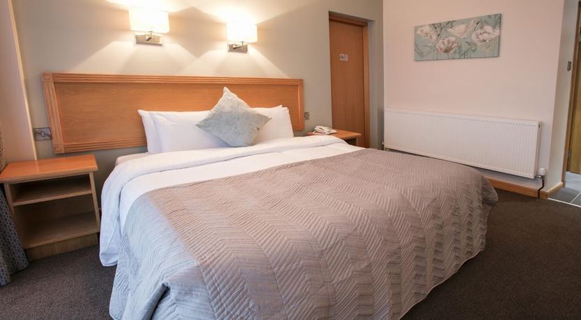 Photo of La Mon Hotel & Country Club