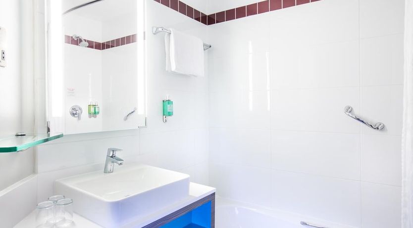 Photo of Jurys Belfast Inn