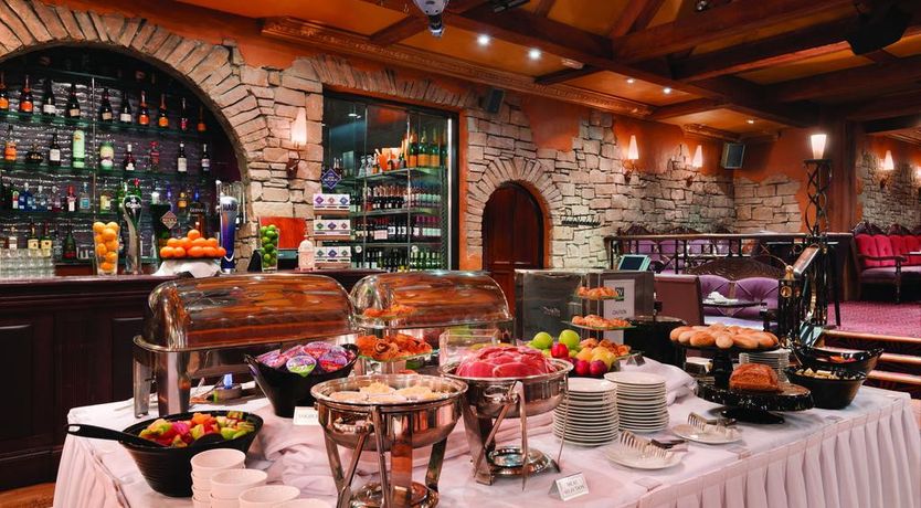 Photo of Ramada Da Vincis Hotel Derry