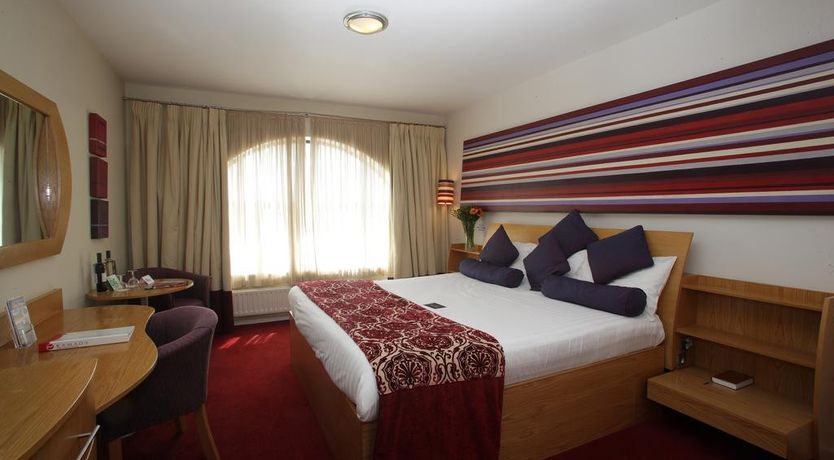 Photo of Ramada Da Vincis Hotel Derry