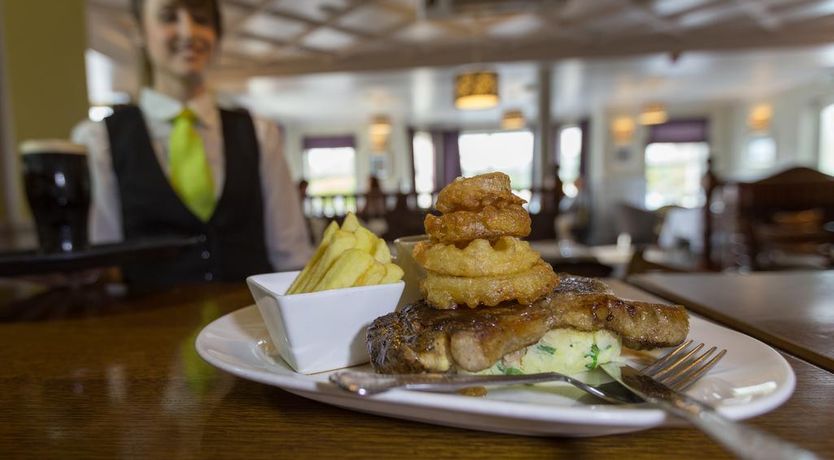 Photo of Ballyliffin Hotel