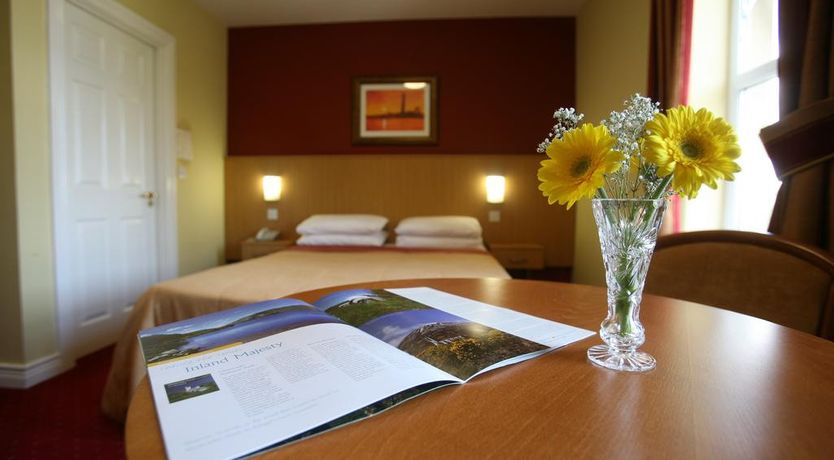 Photo of Ballyliffin Hotel