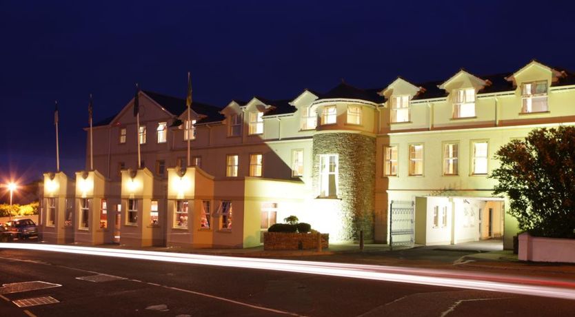 Photo of Ballyliffin Hotel