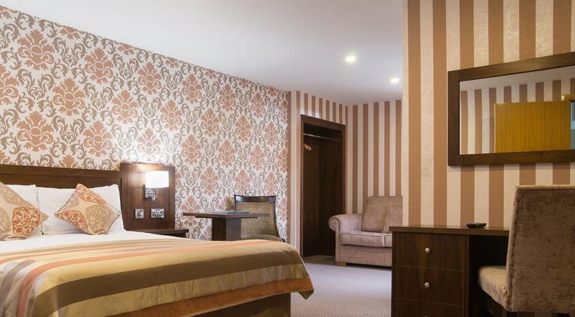 Photo of Holyrood Hotel