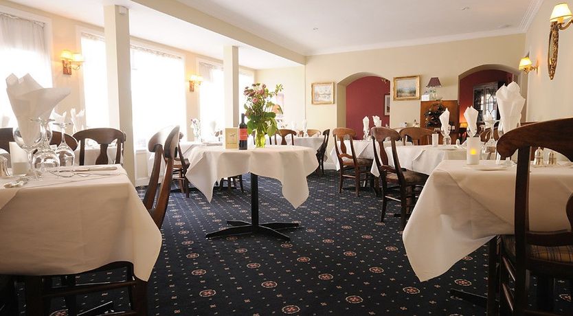 Photo of Caseys Hotel