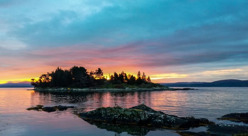 Photo of Caseys Hotel