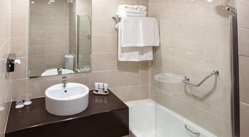 Photo of McGettigans Hotel