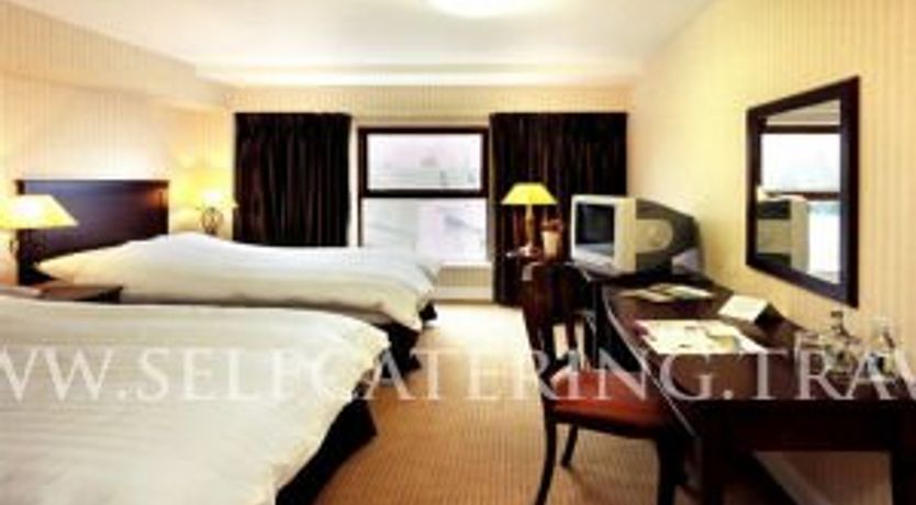 Photo of Esplanade Hotel