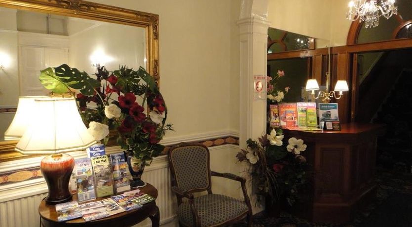 Photo of Dergvale Hotel