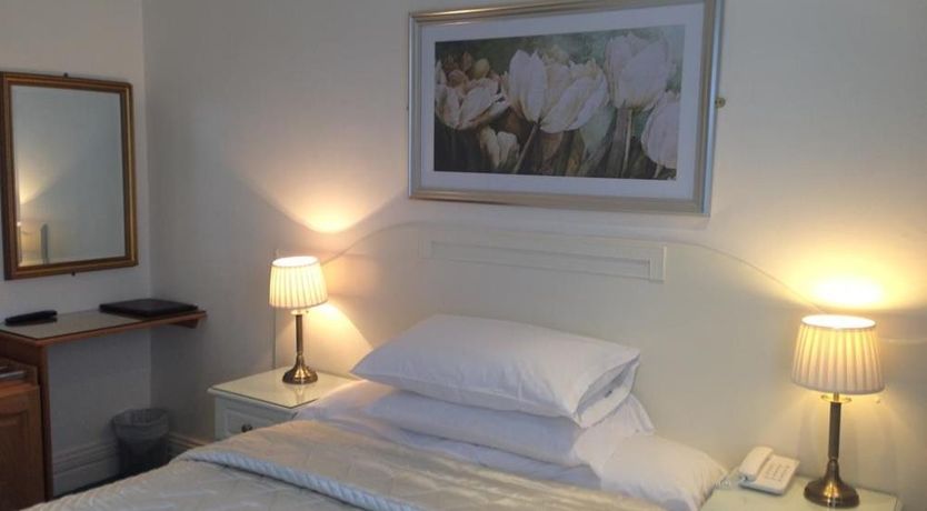 Photo of Dergvale Hotel