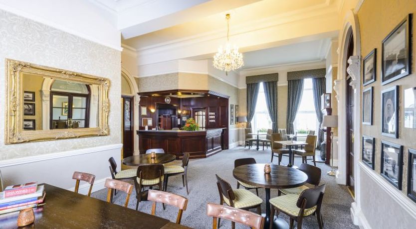 Photo of Commodore Hotel