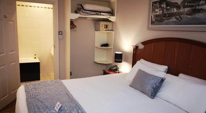 Photo of T F Royal Hotel And Theatre