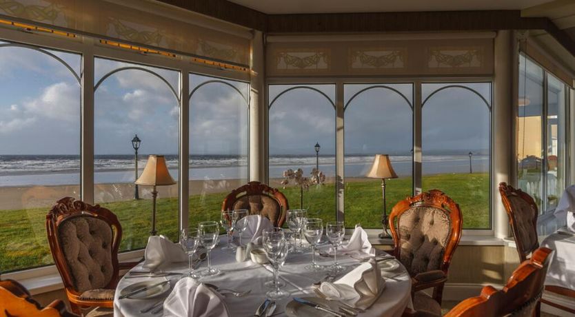 Photo of Sandhouse Hotel