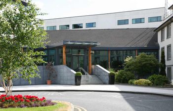 Green Isle Conference And Leisure Hotel Holiday Cottage