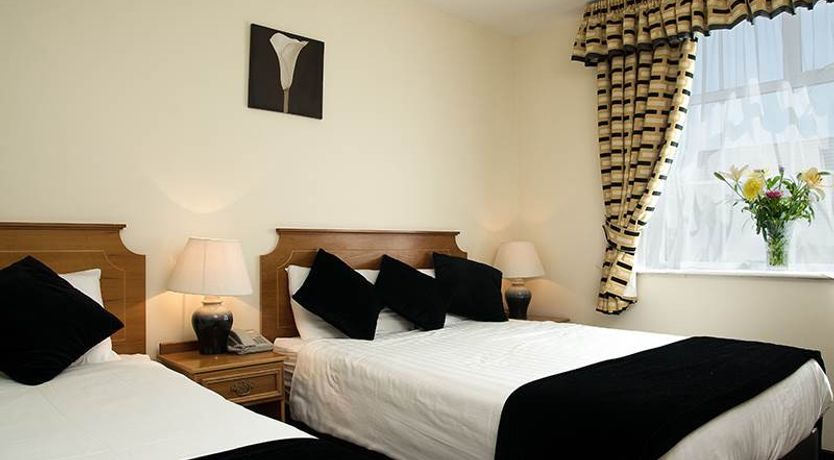 Photo of Carna Bay Hotel