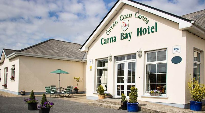 Photo of Carna Bay Hotel