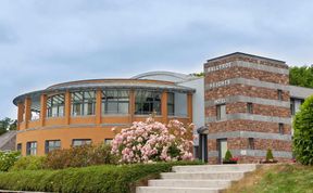 Photo of Ballyroe Heights Hotel