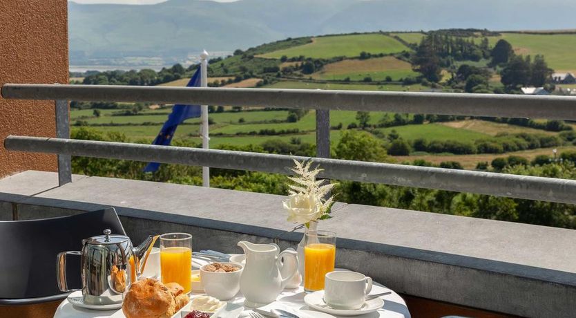 Photo of Ballyroe Heights Hotel