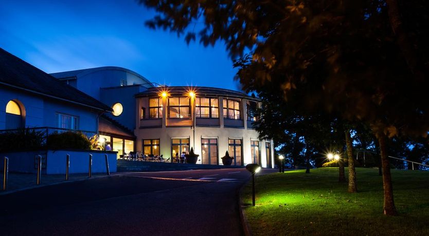 Photo of Ballyroe Heights Hotel