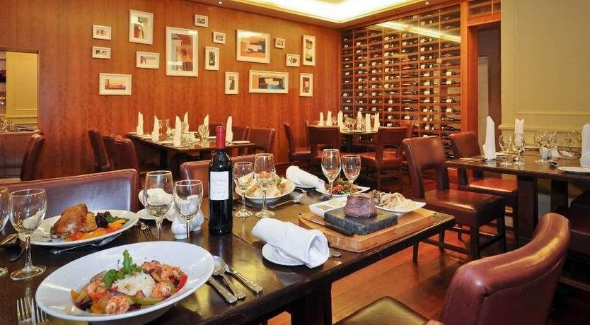 Photo of Lawlors Hotel