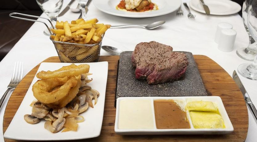 Photo of Lawlors Hotel