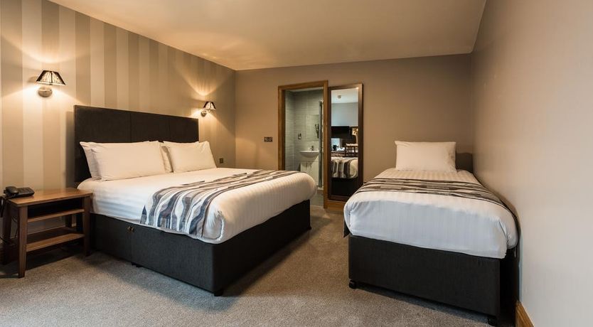 Photo of Springfield Hotel