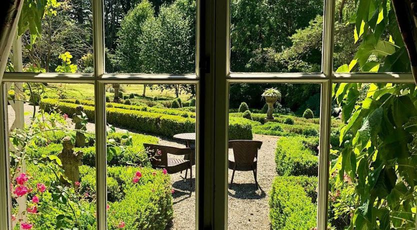 Photo of Marlfield House Hotel