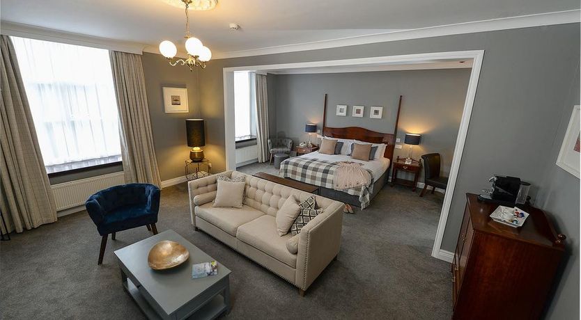 Photo of Blarney Woollen Mills Hotel