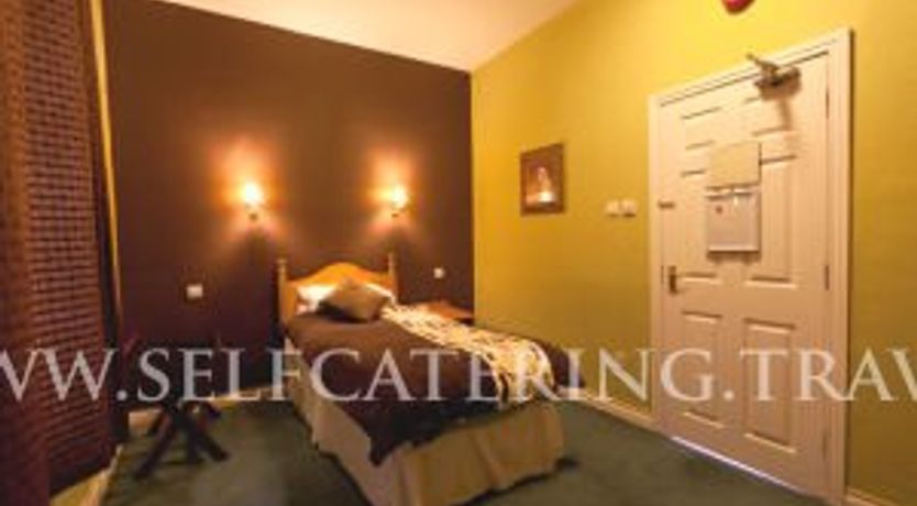 Photo of Derby House Hotel