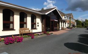 Photo of Cedar Lodge Hotel And Restaurant