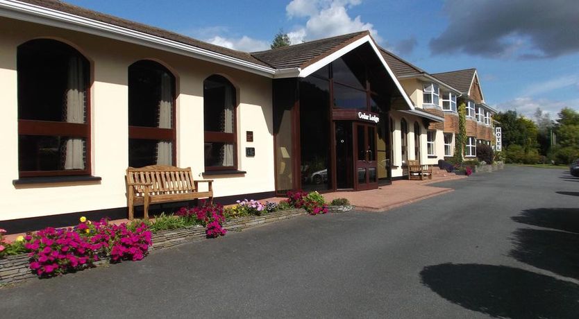 Photo of Cedar Lodge Hotel And Restaurant