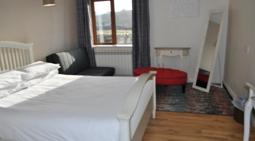 Photo of Hotel Ostan Inis Oirr