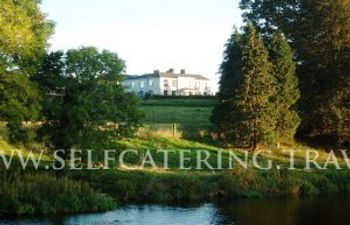 Castle Oaks House Hotel Holiday Cottage