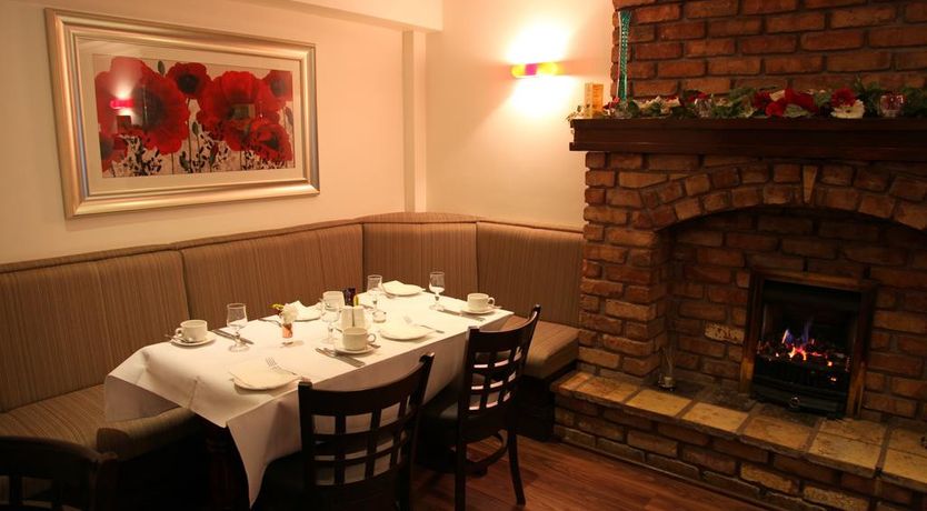 Photo of Dalton Inn Hotel