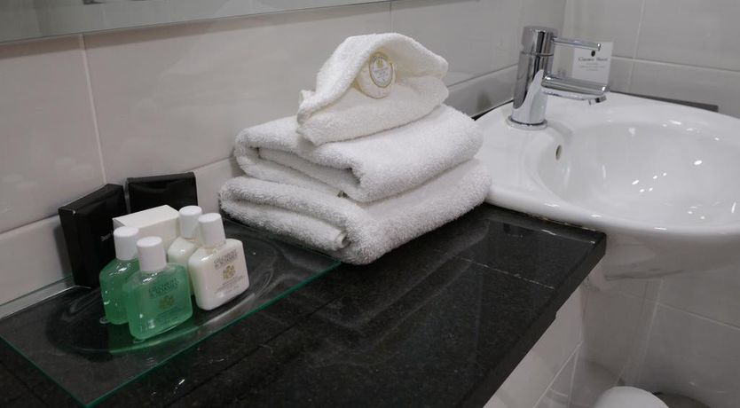 Photo of Clanree Hotel