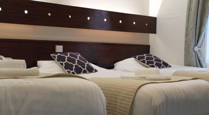 Photo of Ashley Hotel