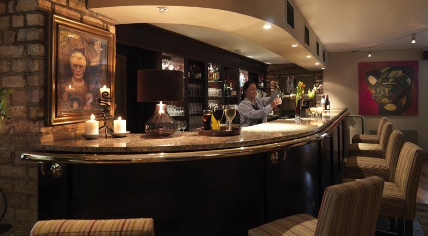 Photo of Becketts Hotel