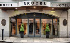 Photo of Brooks Hotel