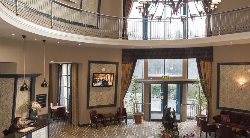 Photo of Riverside Park Hotel