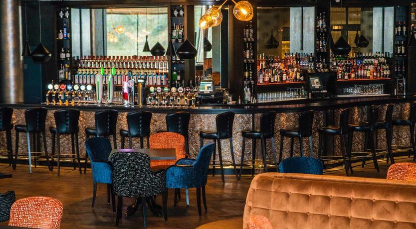 Photo of Riverside Park Hotel