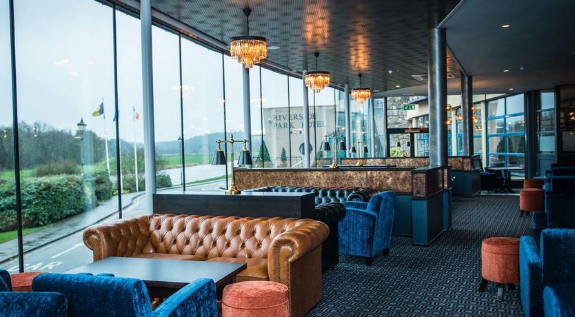 Photo of Riverside Park Hotel