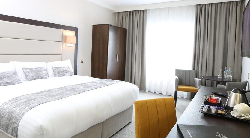 Photo of Menlo Park Hotel