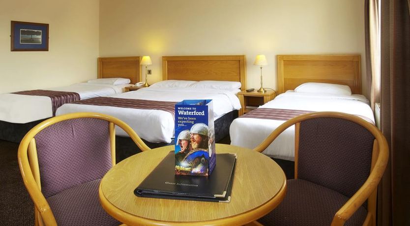 Photo of Waterford Marina Hotel