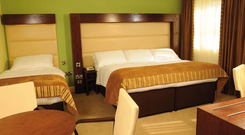 Photo of Treacys Hotel