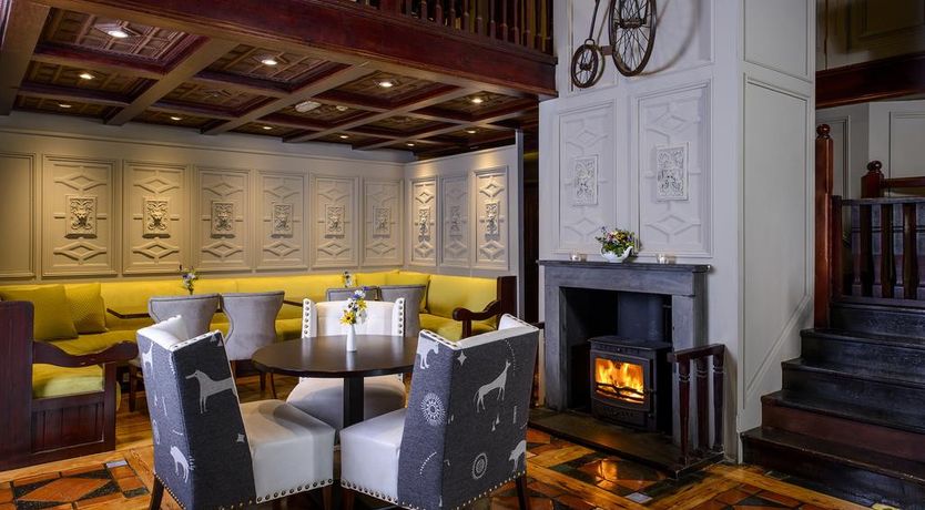 Photo of Meadowlands Hotel