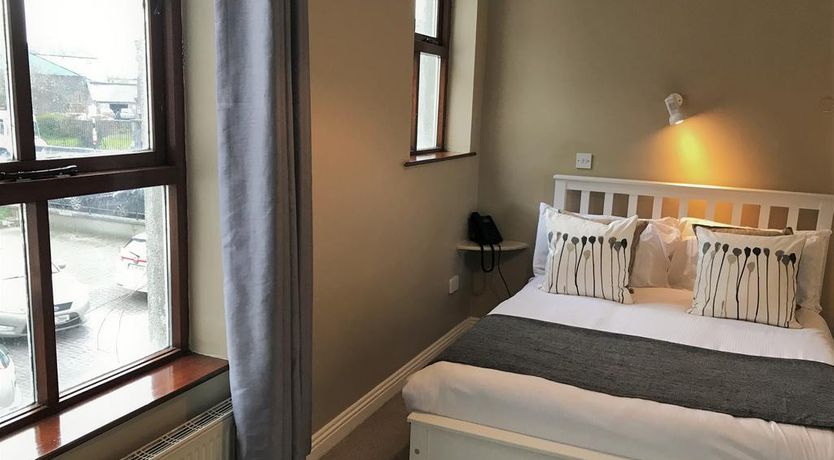 Photo of Zuni Townhouse