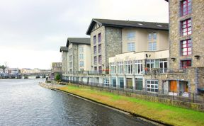 Photo of Ballina Manor Hotel